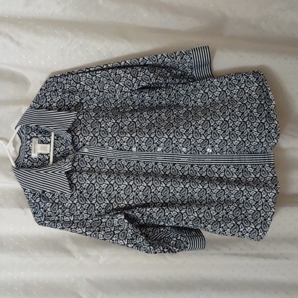 🍂3/$30 Women's Issac Mizrahi Blouse, size XXL, black & white.